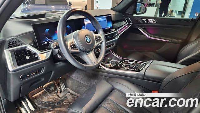 BMW X7 (G07) xDrive 40i M Sport 6인승, 2024 10