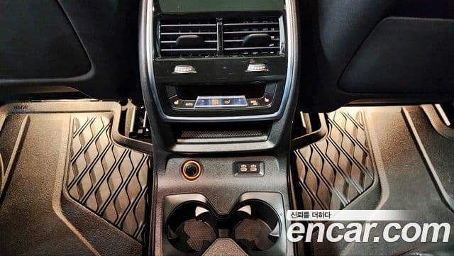 BMW X7 (G07) xDrive 40i M Sport 6인승, 2024 19