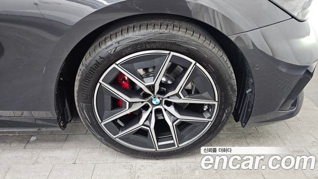 BMW 5시리즈 (G60) 520i Special Edition, 2025 все фото