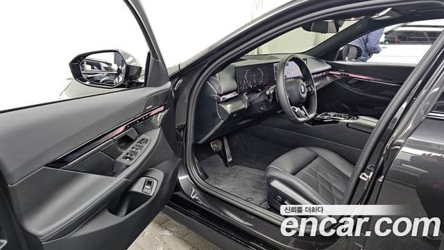 BMW 5시리즈 (G60) 520i Special Edition, 2025 10