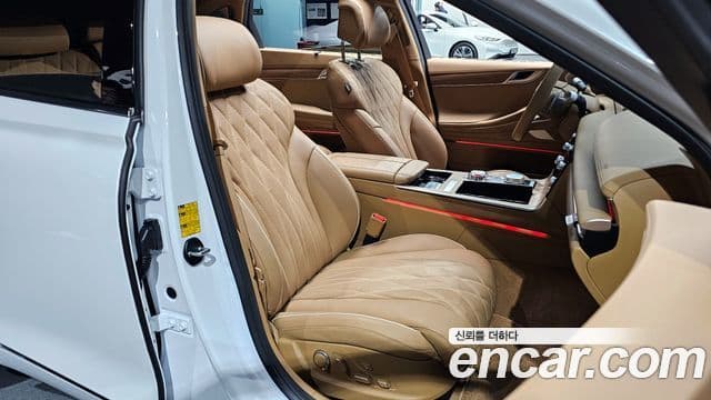 Genesis G80 (RG3) бензин 2.5 турбо AWD, 2025 10