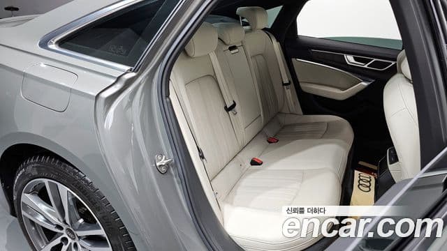 Audi A6 (C8) Premium, 2023 12