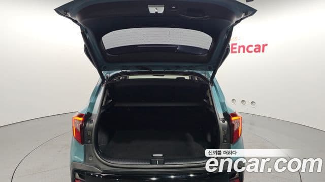 Kia The / новый New Seltos Signature, 2023 20