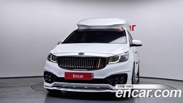 Kia All New Carnival бензин 9인승 High Limousine(компания по спецнадстройкам), 2018 3