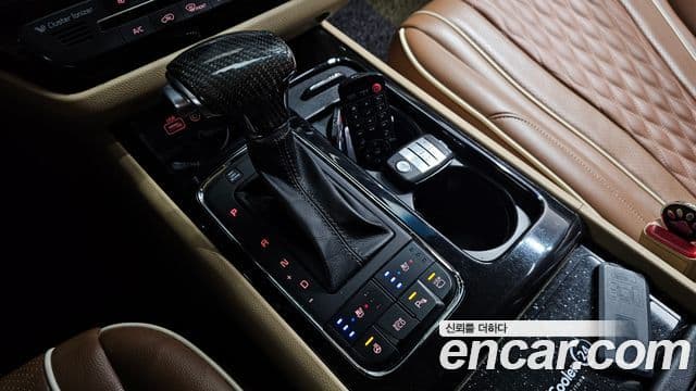 Kia All New Carnival бензин 9인승 High Limousine(компания по спецнадстройкам), 2018 9