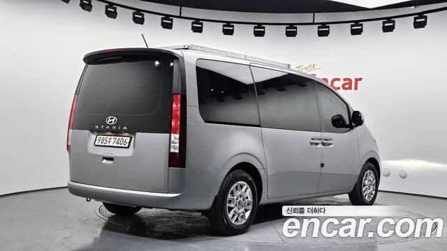 Hyundai Staria компания по спецнадстройкам, 2025 2