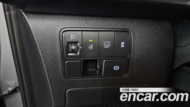 Hyundai Staria компания по спецнадстройкам, 2025 12