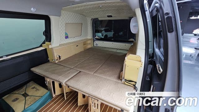 Hyundai Staria компания по спецнадстройкам, 2025 19