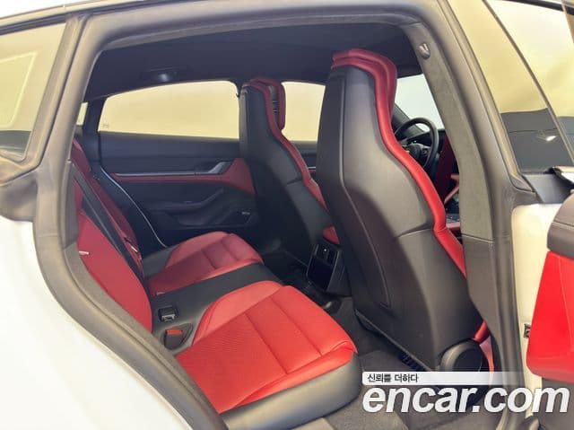 Porsche 타이칸 турбо, 2024 8