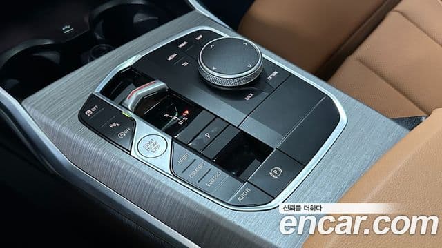 BMW 3시리즈 (G20) 320i Туринг (Touring), 2025 9