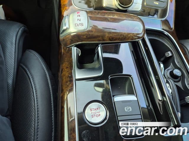 Audi New A8 D4, 2014 9