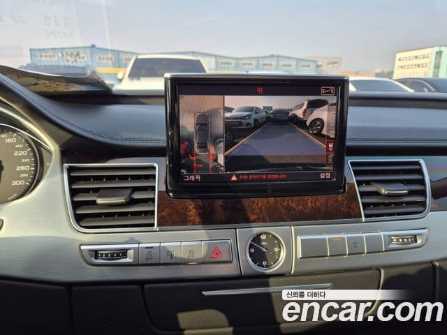 Audi New A8 D4, 2014 13