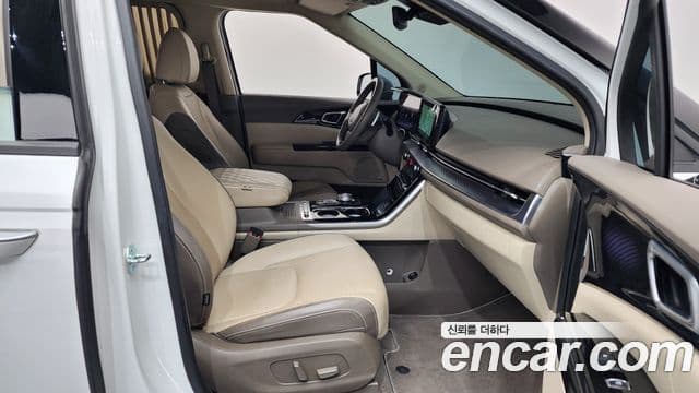 Kia Carnival 4세대 Signature, 2023 11