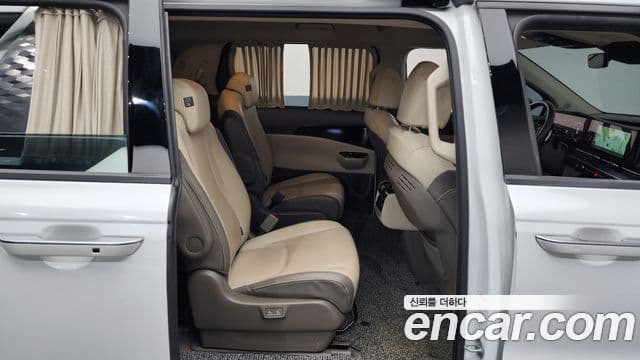 Kia Carnival 4세대 Signature, 2023 12
