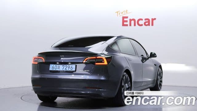 Tesla модель 3 performance AWD, 2021 2