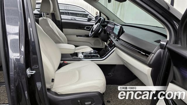 Kia Carnival 4세대 Signature, 2022 11