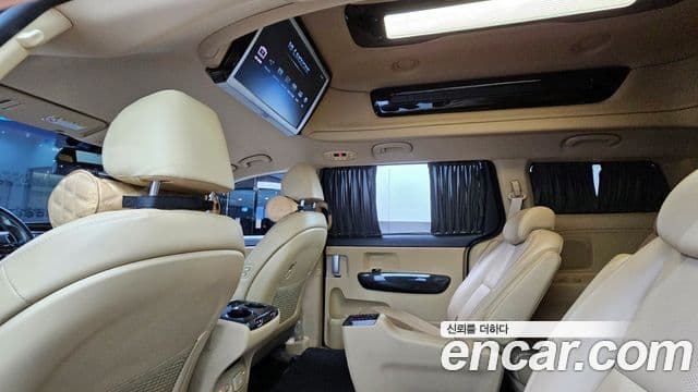 Kia The / новый New Carnival Noblesse Special, 2019 13