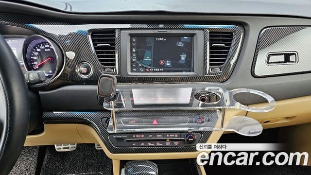 Kia The / новый New Carnival Noblesse Special, 2019 15