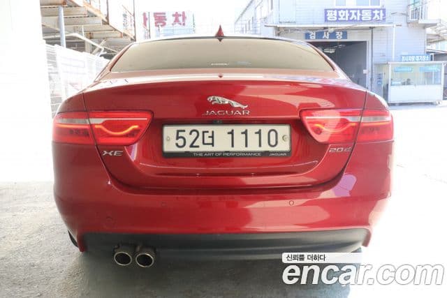 Jaguar XE Prestige, 2017 3