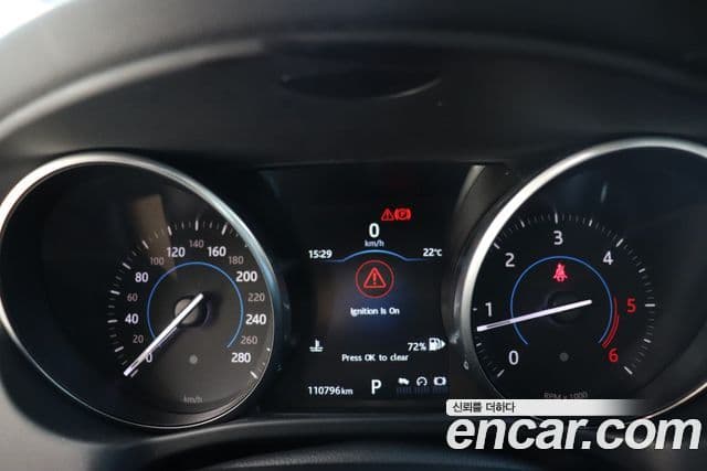 Jaguar XE Prestige, 2017 9