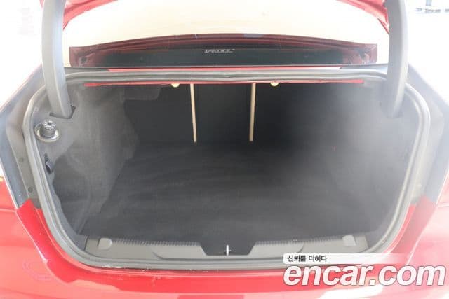 Jaguar XE Prestige, 2017 17