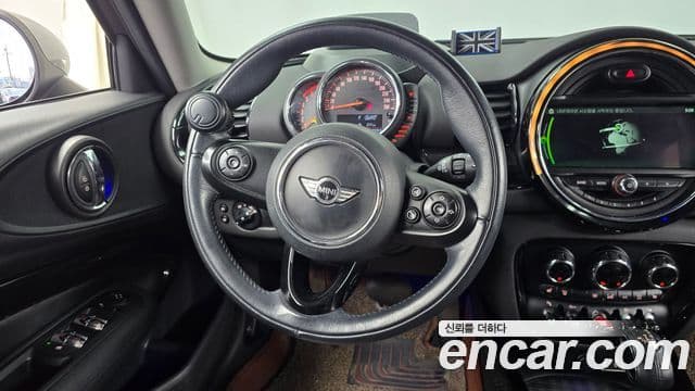 Mini Cooper D 클럽맨 2세대, 2018 13