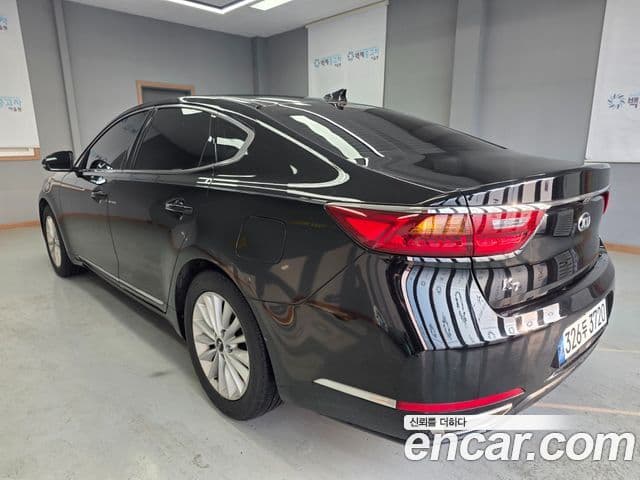 Kia All New K7 Luxury, 2016 3
