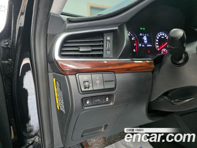 Kia All New K7 Luxury, 2016 7