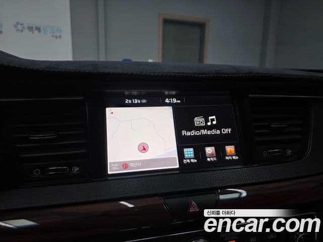 Kia All New K7 Luxury, 2016 11