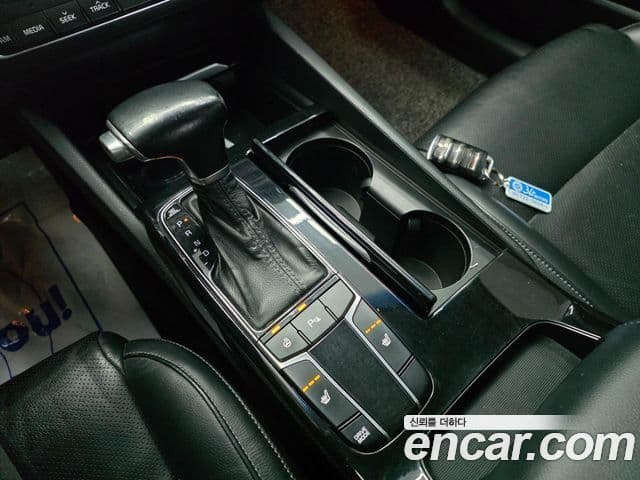 Kia All New K7 Luxury, 2016 14