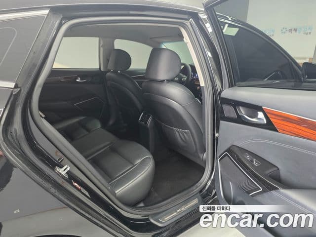 Kia All New K7 Luxury, 2016 16