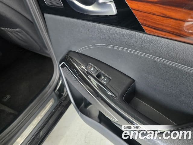 Kia All New K7 Luxury, 2016 17