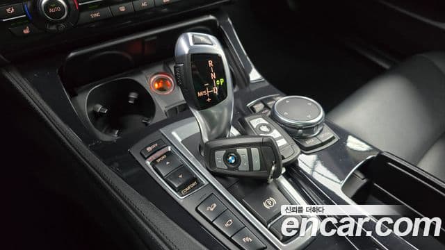BMW 5시리즈 (F10) 520d xDrive M Aero Dynamic, 2016 9