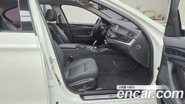 BMW 5시리즈 (F10) 520d xDrive M Aero Dynamic, 2016 11