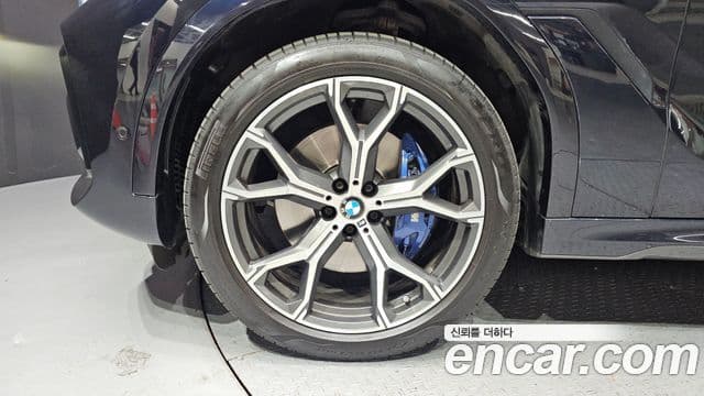 BMW X6 (G06) xDrive40i M Sport, 2023 все фото