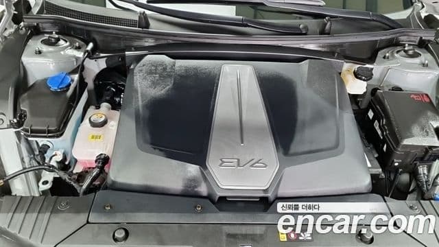 Kia The / новый New EV6 GT Line, 2025 6