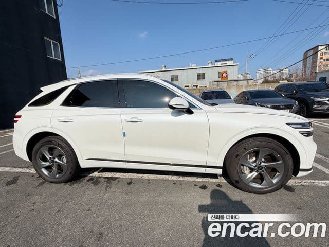 Genesis GV70, 2025 7