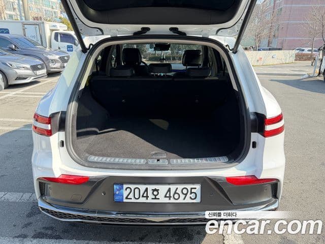 Genesis GV70, 2025 8