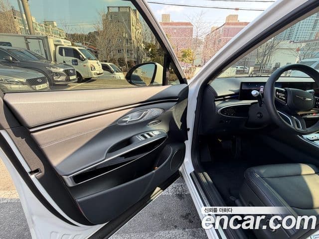 Genesis GV70, 2025 10