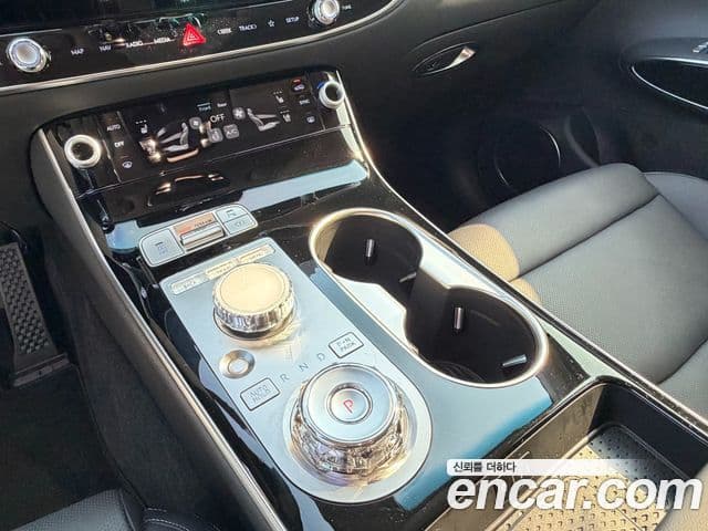 Genesis GV70, 2025 17