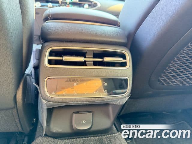 Genesis GV70, 2025 18