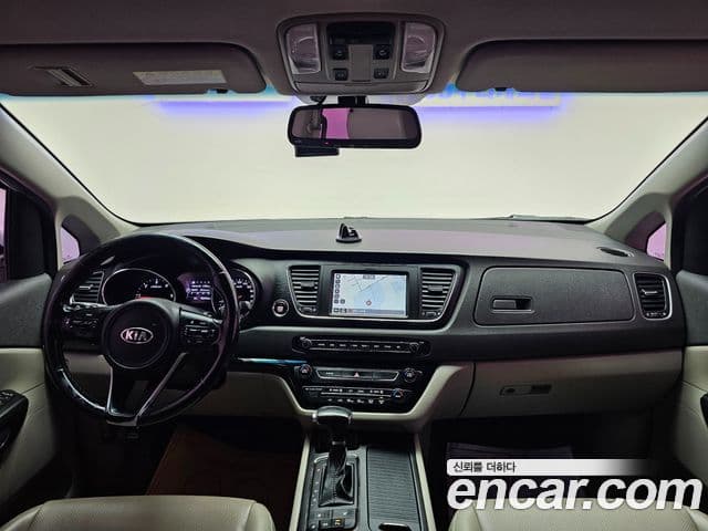 Kia All New Carnival Luxury, 2017 15