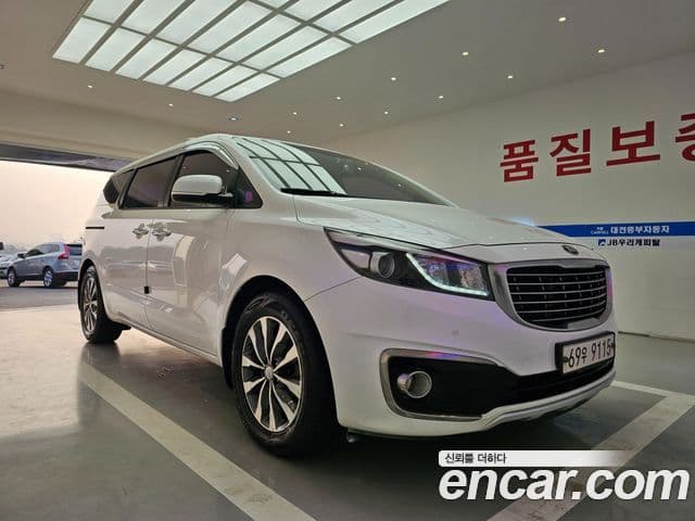 Kia All New Carnival Luxury, 2017 17