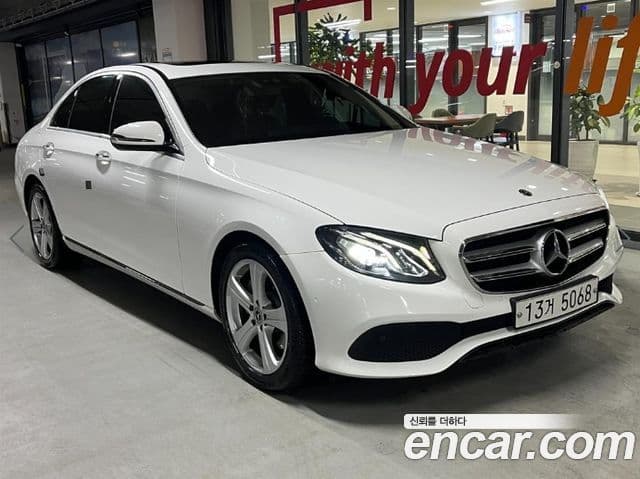 Mercedes-Benz E-класс W213 Avantgarde, 2018 2