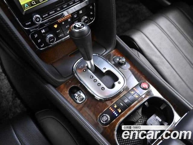 Bentley Flying Spur 2세대, 2015 9