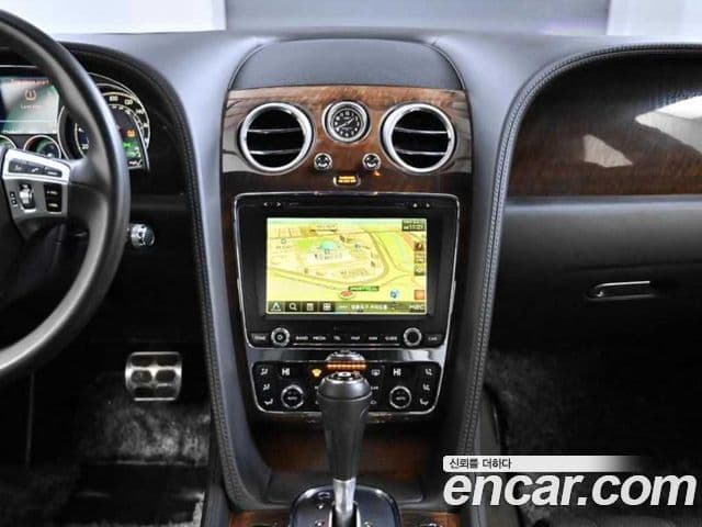 Bentley Flying Spur 2세대, 2015 14