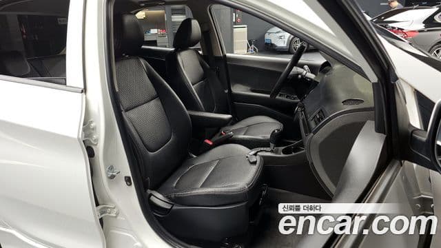 Kia All New Morning Luxury, 2012 10