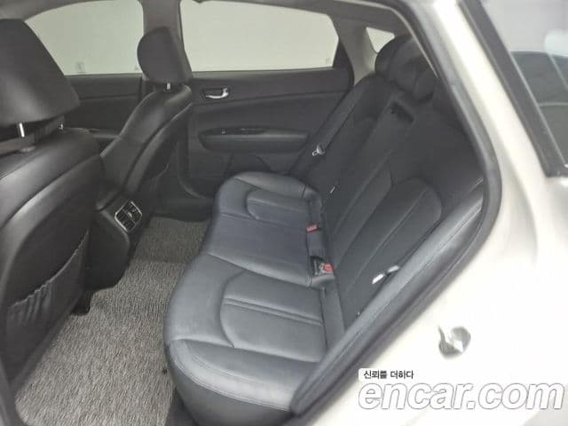 Kia K5 2세대 Prestige, 2016 13