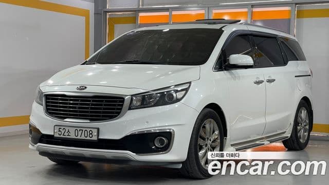 Kia All New Carnival Noblesse, 2016 3