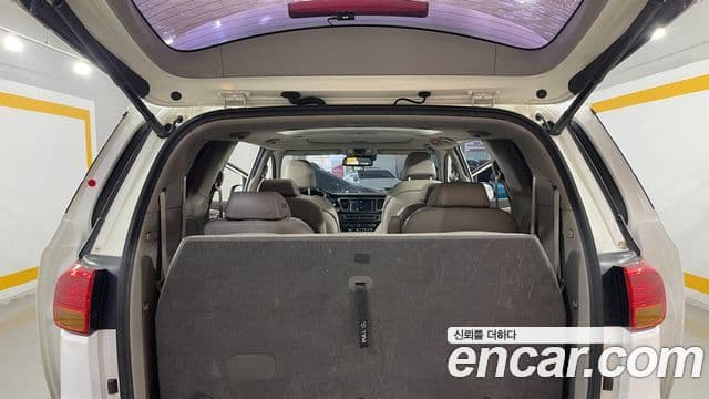 Kia All New Carnival Noblesse, 2016 8
